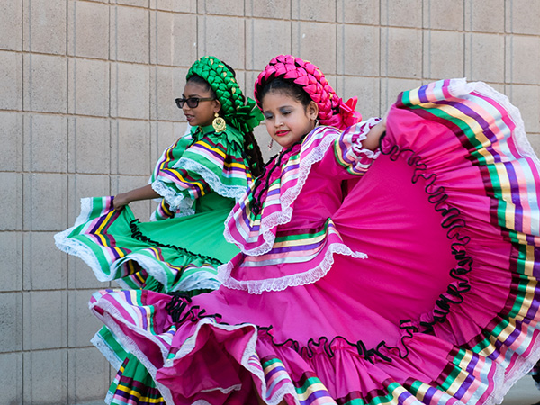 Folklorico Dancers