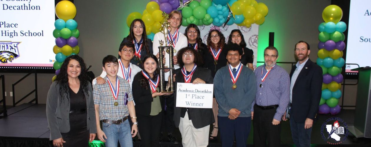 2022-23 Academic Decathlon 1st Place Winners